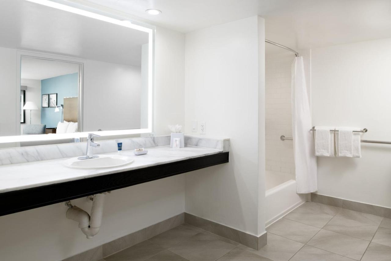 Four Points By Sheraton Anaheim Extérieur photo