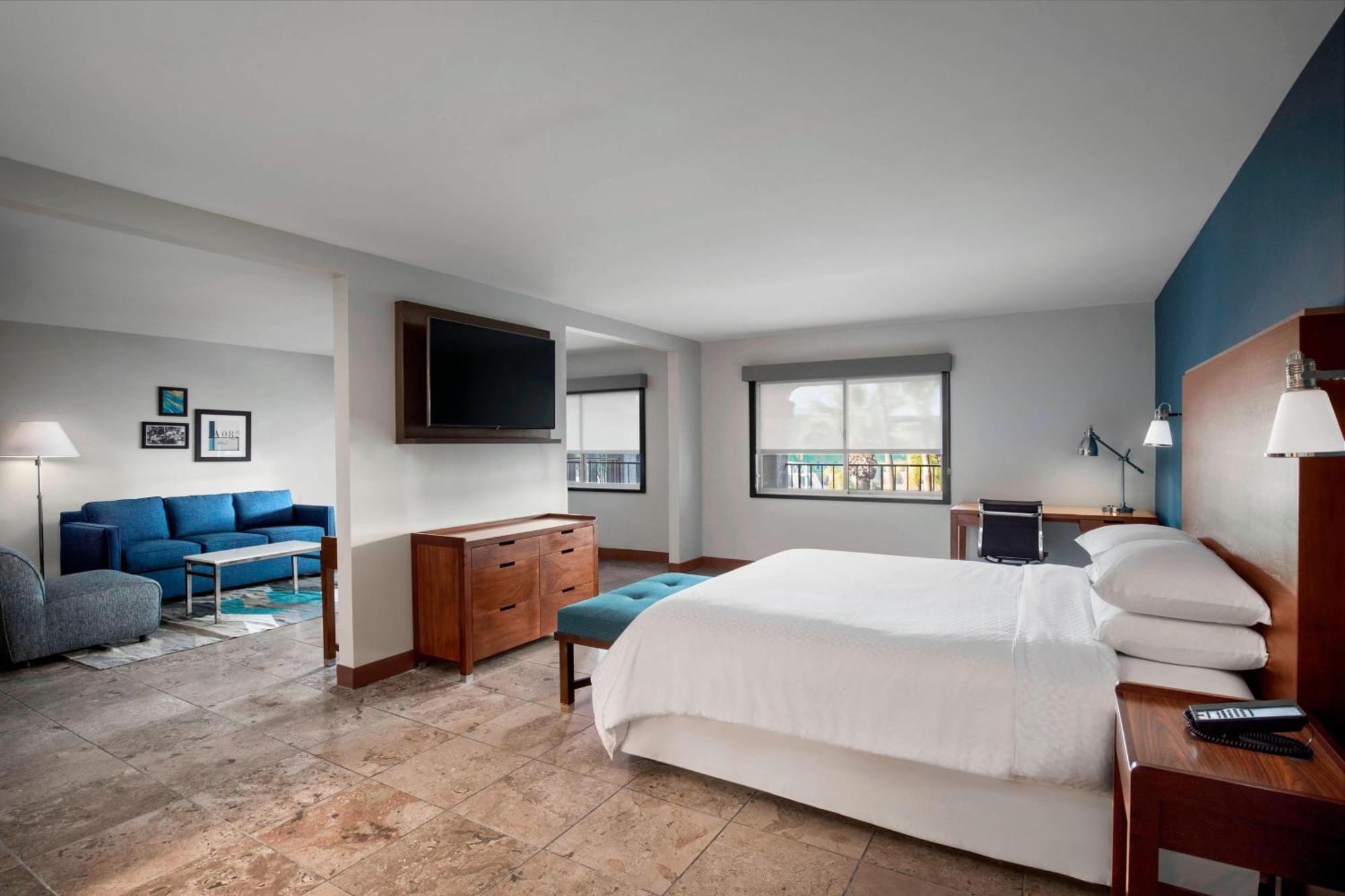 Four Points By Sheraton Anaheim Extérieur photo