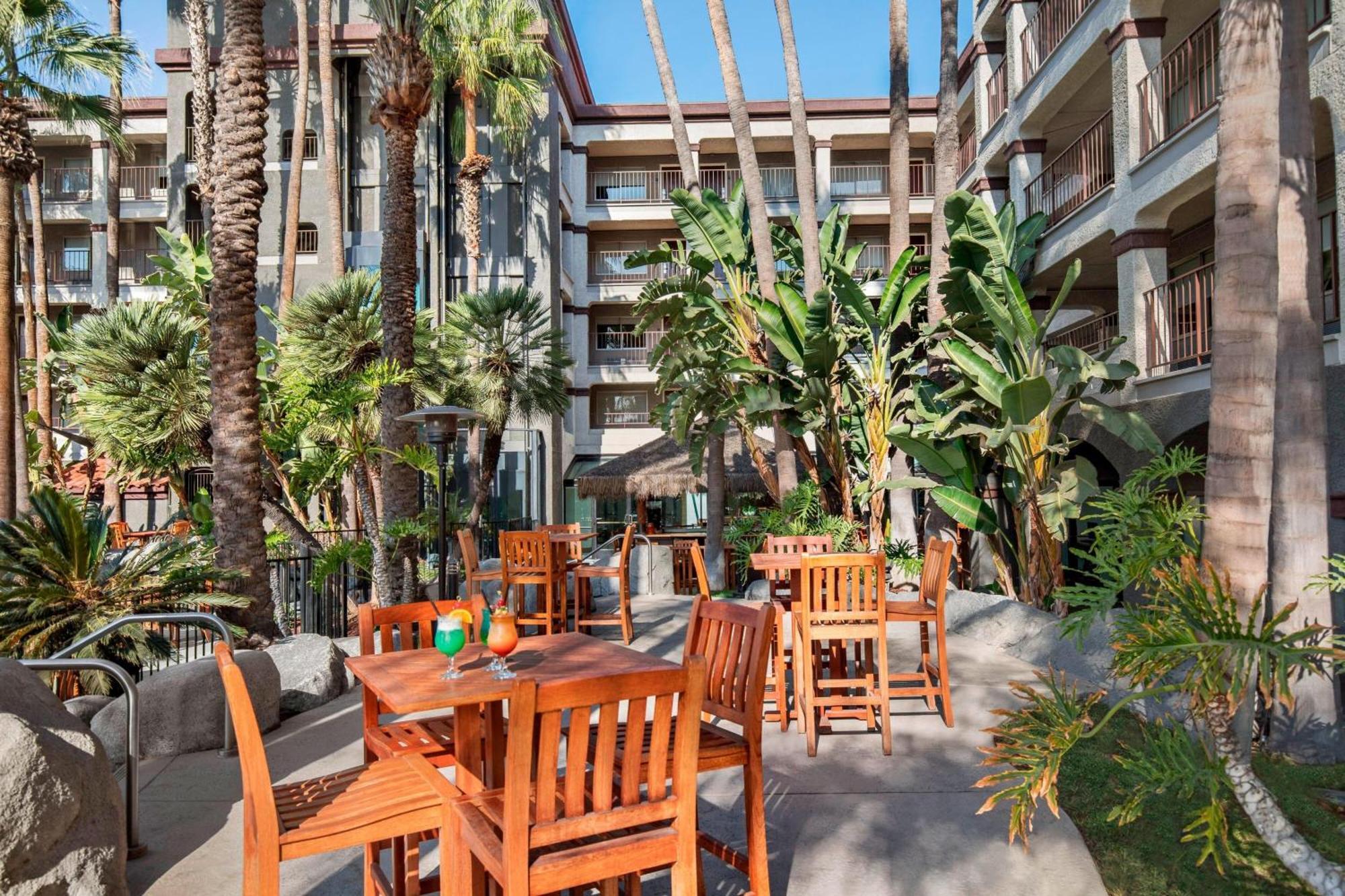 Four Points By Sheraton Anaheim Extérieur photo