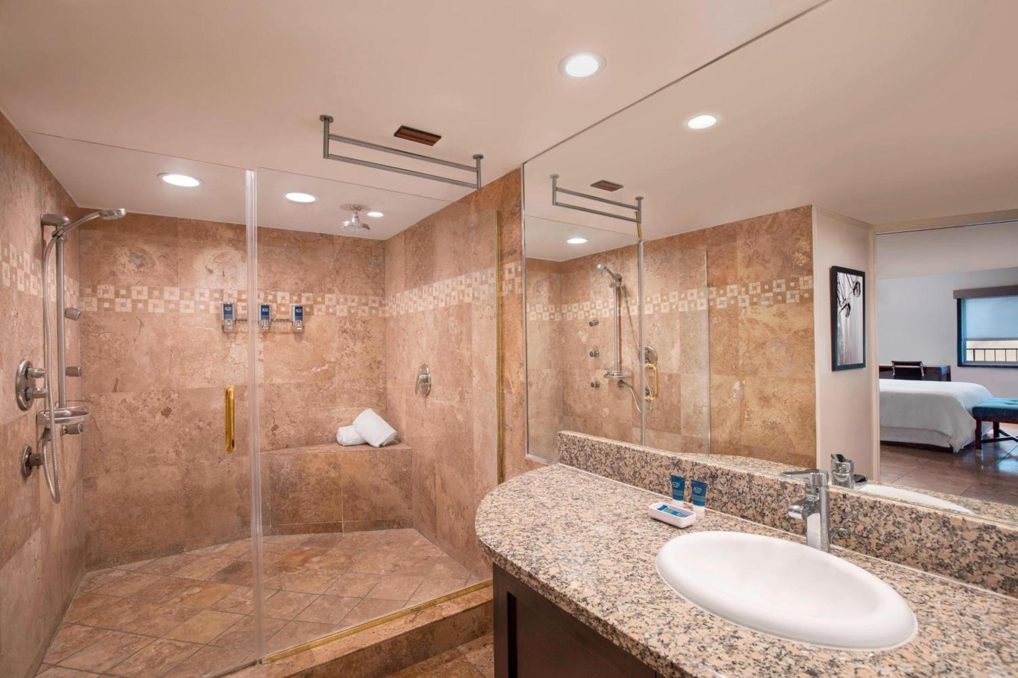 Four Points By Sheraton Anaheim Extérieur photo