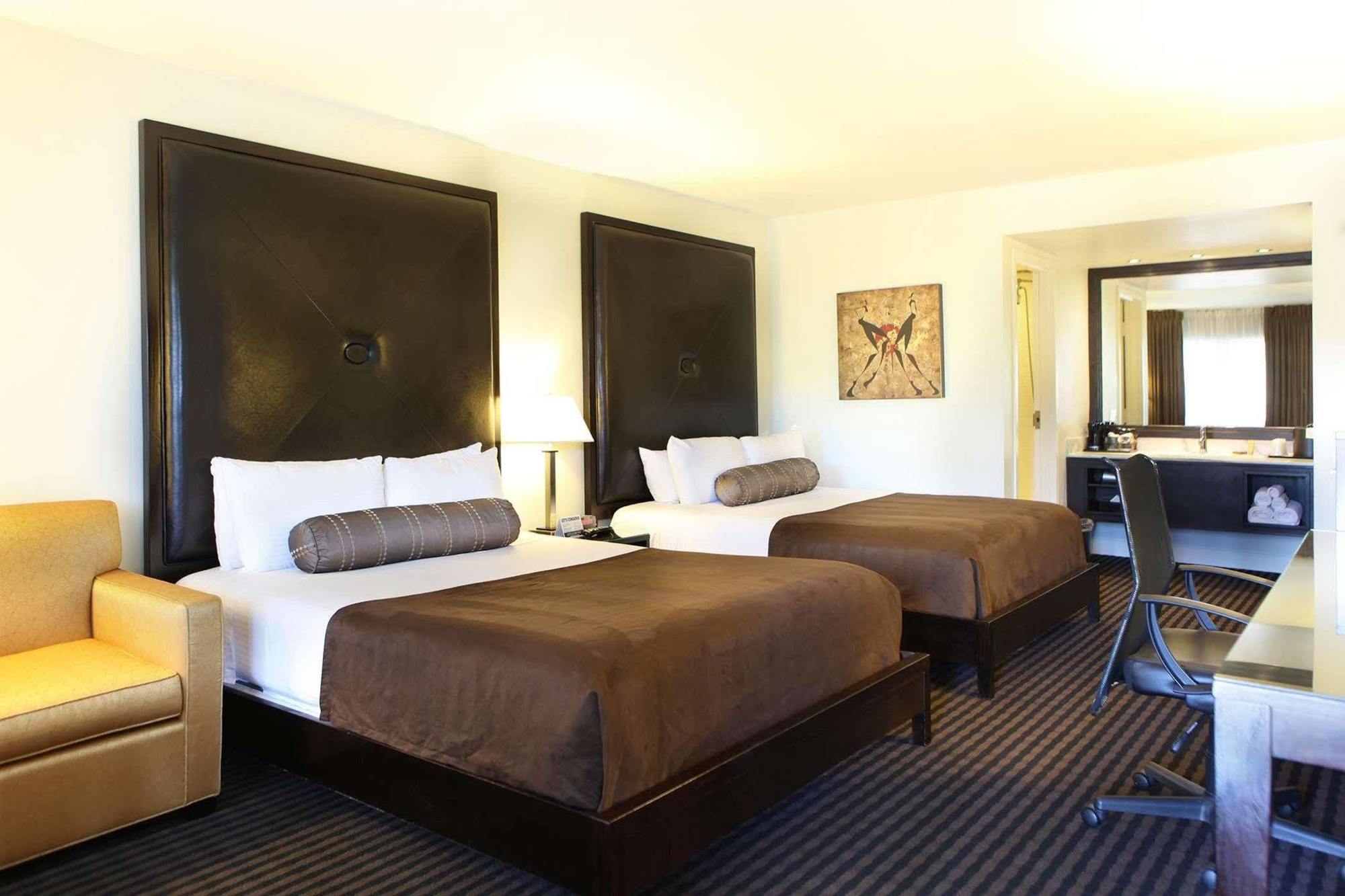 Four Points By Sheraton Anaheim Extérieur photo